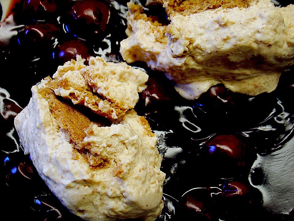 Spekulatiusmousse mit Himbeergrütze von baghira555| Chefkoch