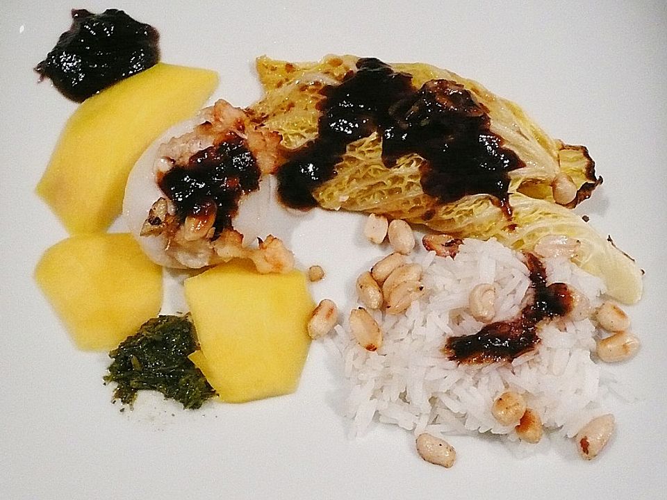 Gefüllte Tintenfische mit Wirsingröllchen an Pflaumensauce von carrara ...