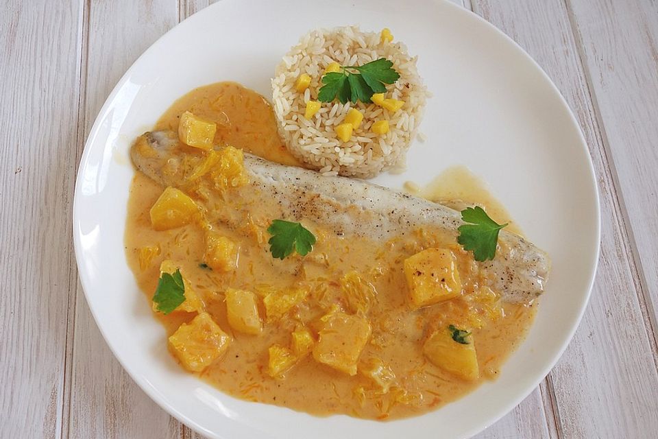 Zander auf Mango - Curry