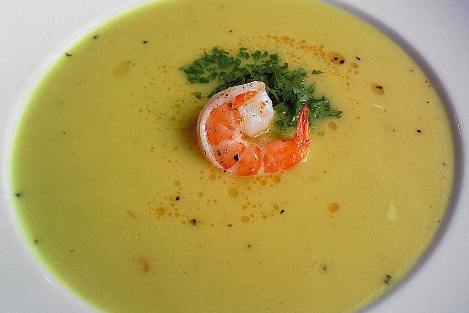 Limetten - Kokos - Suppe mit Garnelen