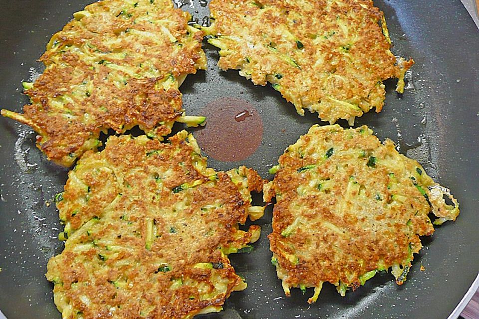 Griechische Zucchini - Küchlein