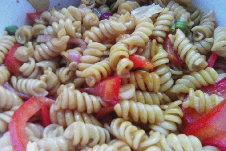 Asiatischer Nudelsalat Asiatischer Nudelsalat