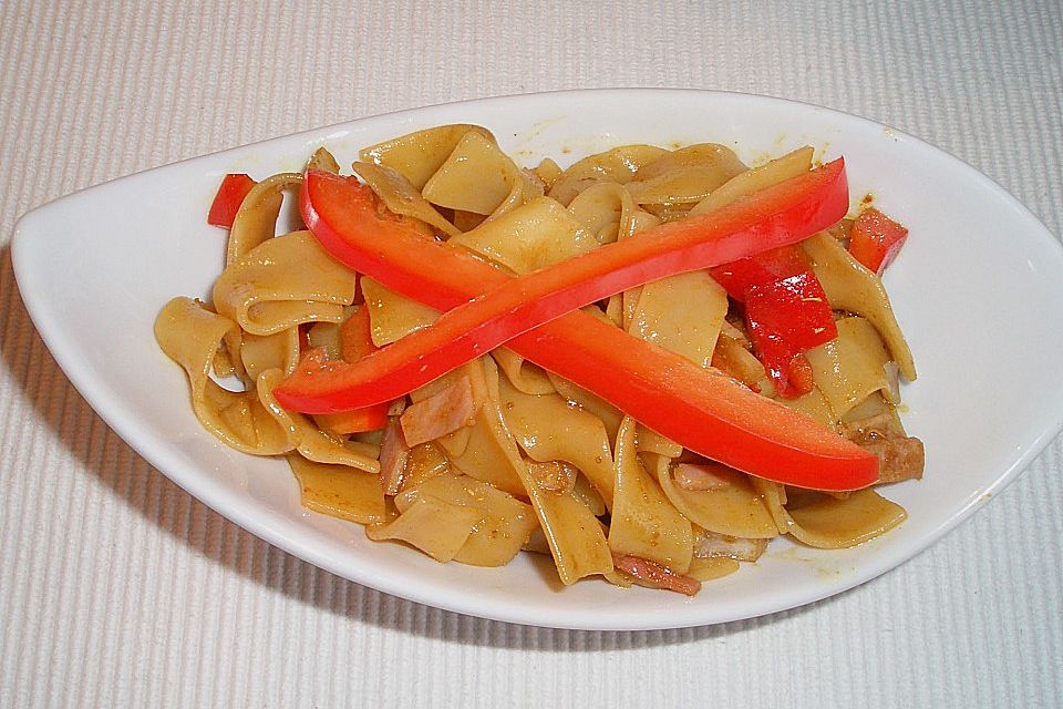 Asiatischer Nudelsalat Asiatischer Nudelsalat