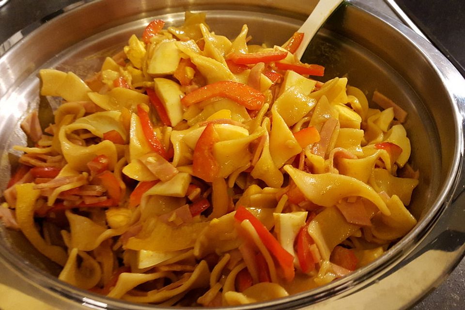 Asiatischer Nudelsalat Asiatischer Nudelsalat