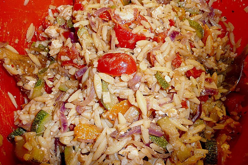 Chrissis Kritharaki - Salat