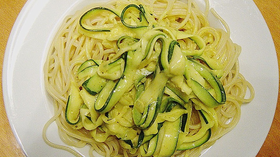 Zucchini Spaghetti Mit Curry Von Joviv Chefkoch