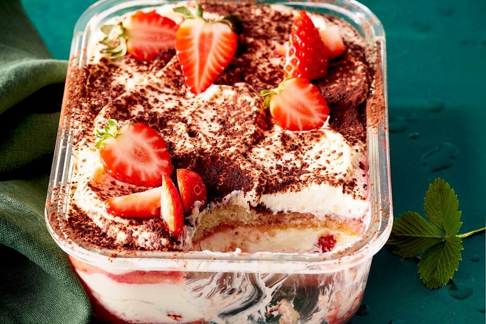 Erdbeer-Tiramisu