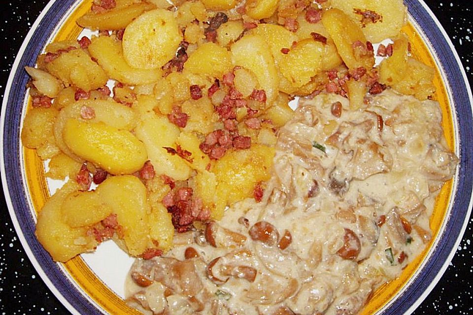 Bratkartoffeln mit Pilzragout