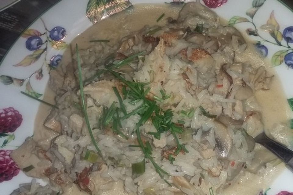 Putengeschnetzeltes mit Champignons und Kokosmilch