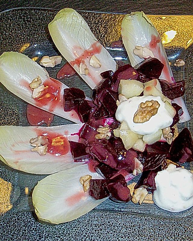 Chicoree - Salat mit Roquefort