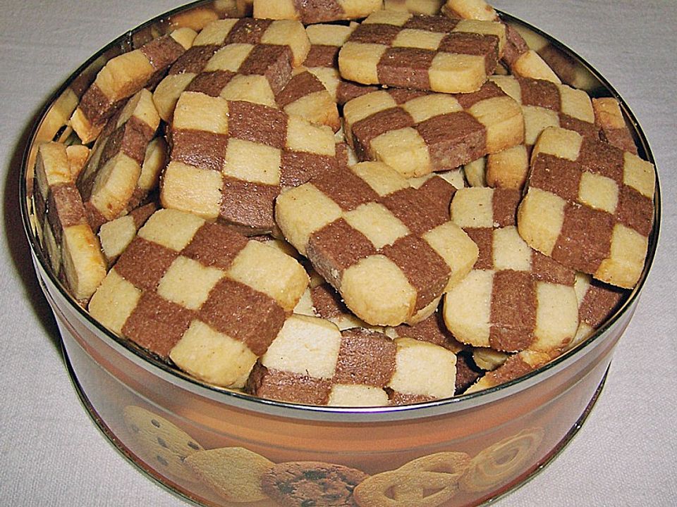 Schwarz - Weiß - Gebäck von strawberrycheesecake| Chefkoch