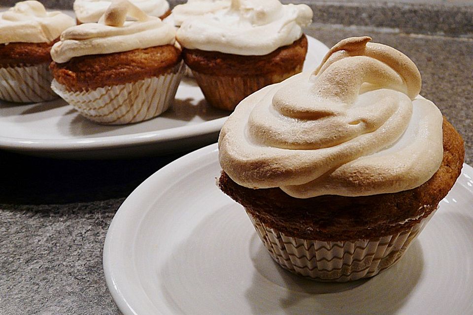 Ananas - Kokos - Muffins mit Baiserhaube