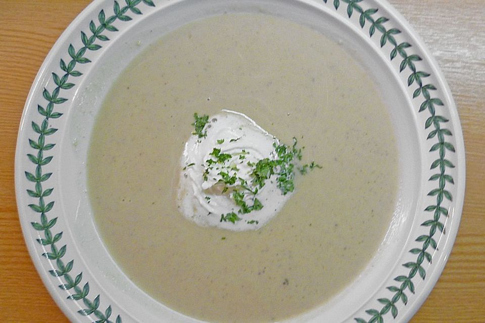 Getrüffelte Maronisamtsuppe