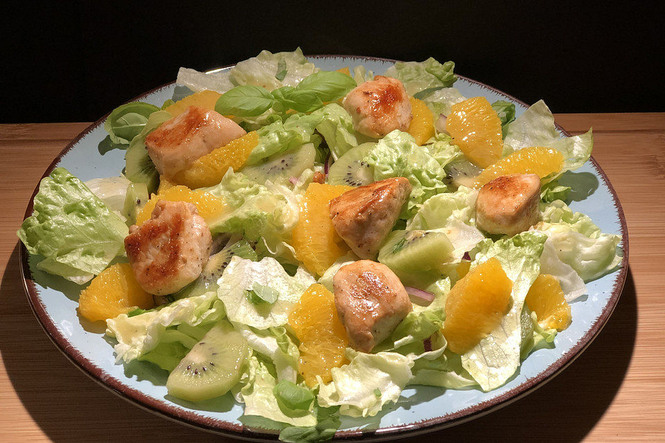 Hähnchen - Kiwi - Salat