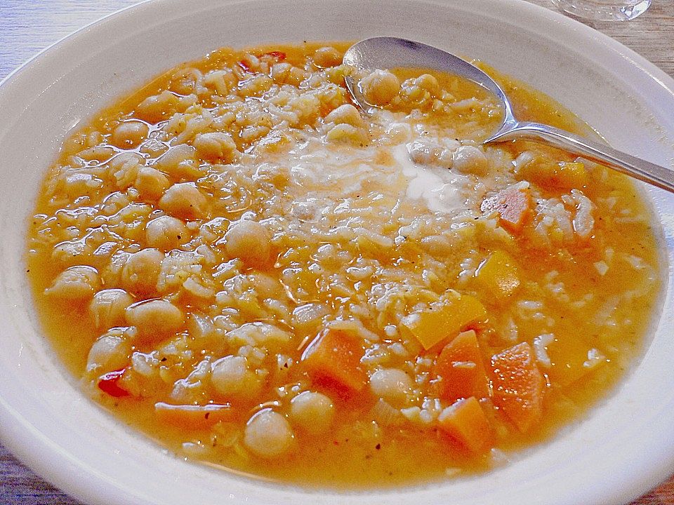 Joghurtsuppe mit Kichererbsen und Linsen von noele| Chefkoch