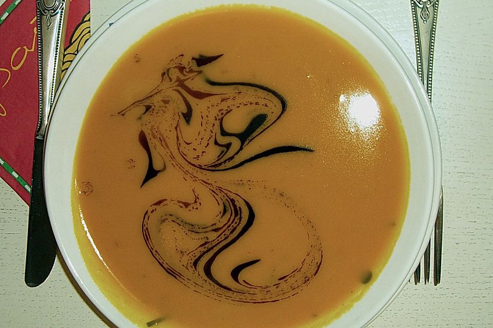 Karibische Kürbiscremesuppe Karibische Kürbiscremesuppe