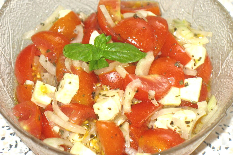 Tomaten - Mozzarella - Salat