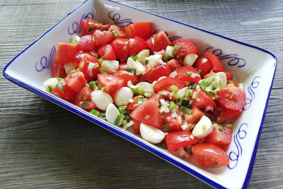 Tomaten - Mozzarella - Salat