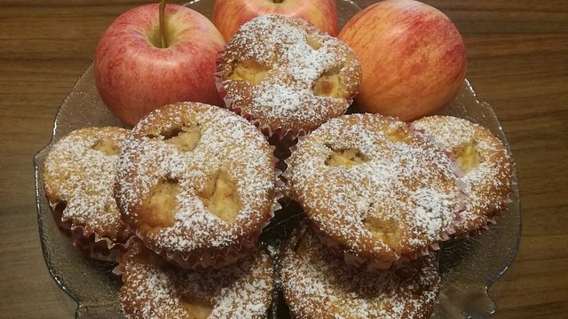 Apfel-Nussmuffins von geferle Apfel-Nussmuffins von geferle